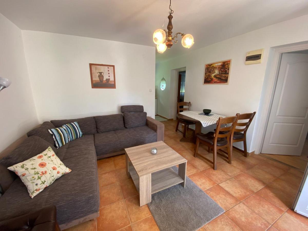 Elvira Apartman Zalakaros Luaran gambar